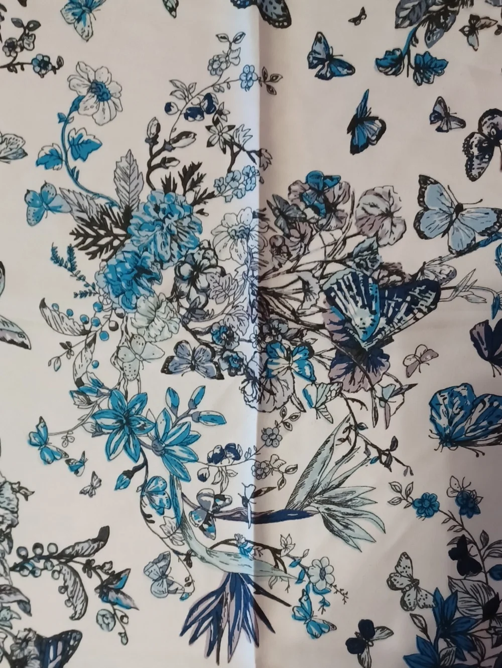 Floral and Butterfly Print Satin Square Scarf Blue White Cottagecore Boho 27×27